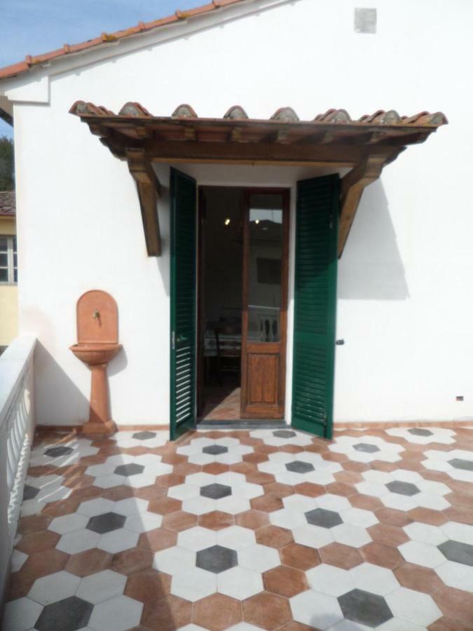 La Terrazza Apartment Palaia Exterior foto